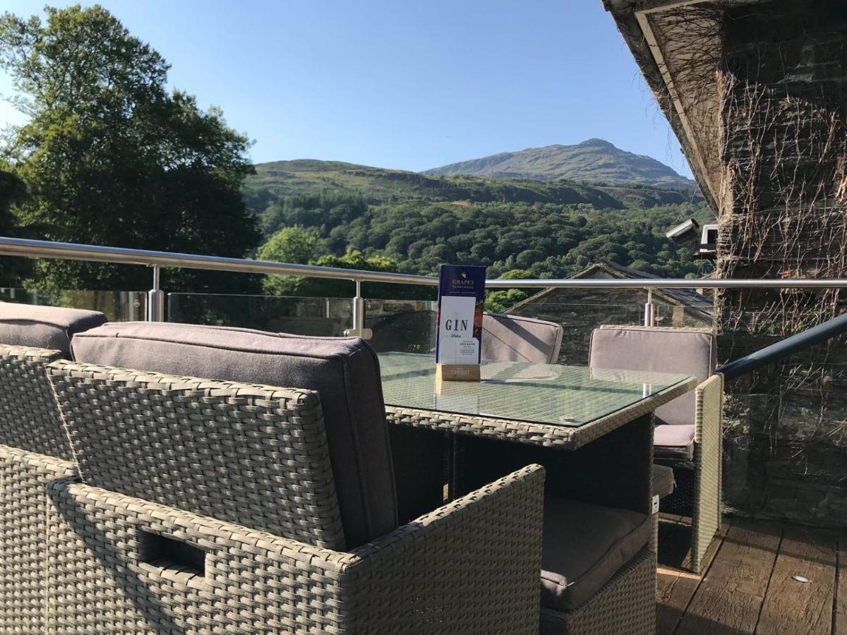 Grapes Hotel, Bar & Restaurant Snowdonia Nr Zip World Blaenau Ffestiniog Εξωτερικό φωτογραφία