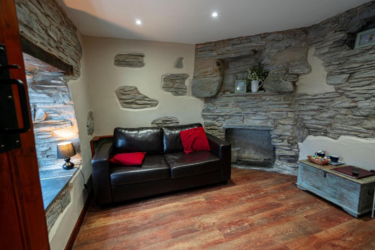 Grapes Hotel, Bar & Restaurant Snowdonia Nr Zip World Blaenau Ffestiniog Εξωτερικό φωτογραφία
