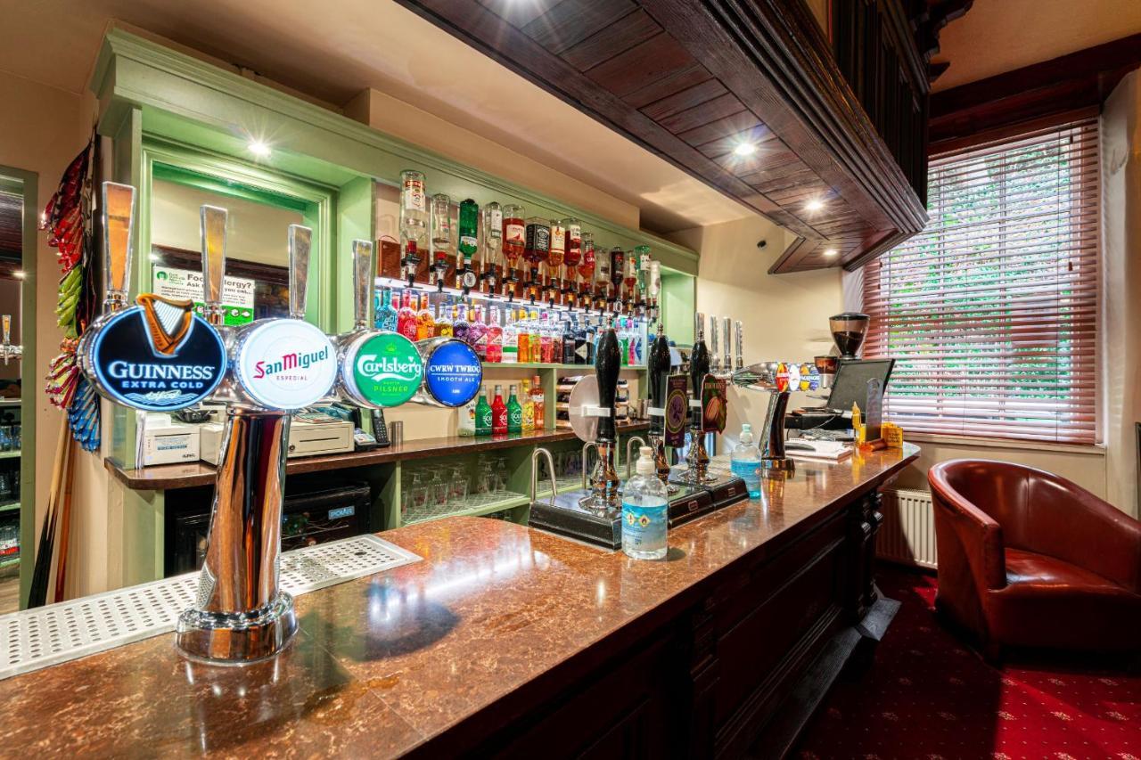 Grapes Hotel, Bar & Restaurant Snowdonia Nr Zip World Blaenau Ffestiniog Εξωτερικό φωτογραφία