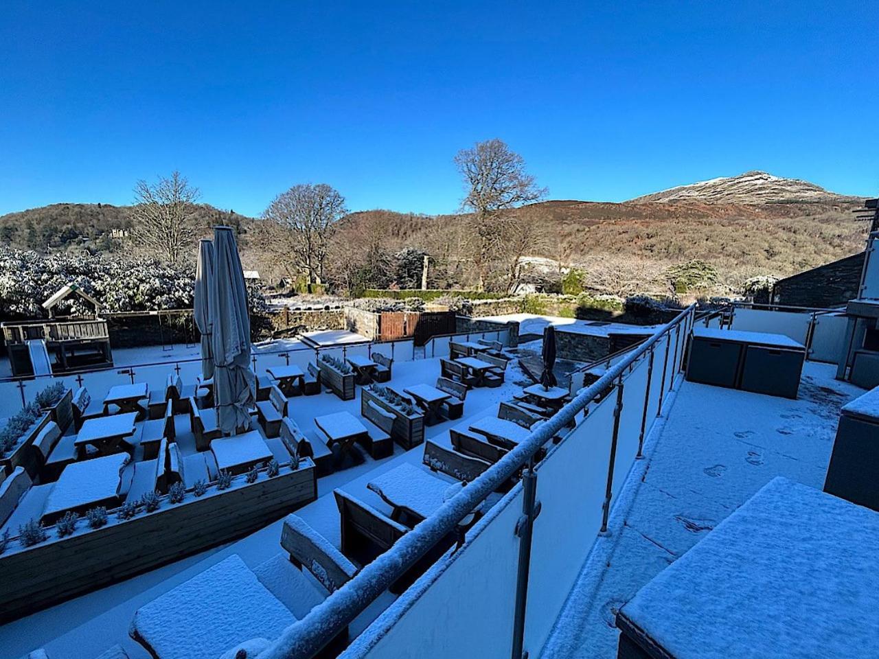 Grapes Hotel, Bar & Restaurant Snowdonia Nr Zip World Blaenau Ffestiniog Εξωτερικό φωτογραφία